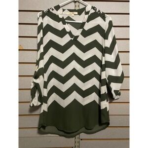 Wishful Park Women's Chevron V Neck Tunic Top Size Medium Olive Green White